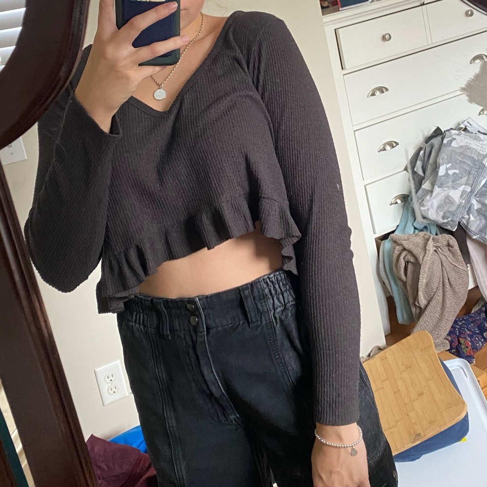 Urban outfitters cropped long sleeve